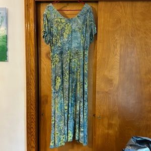 Tropical Tantrum Hawaiian maxi dress, size XL, back zipper, calf/ankle length